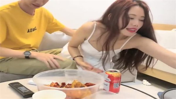 排骨男约操大长腿苗窕少妇