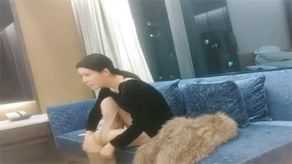 李寻欢校花级女神白嫩极品美乳身材真是一绝