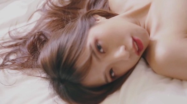 夏希三点全露比基尼解放AV视角.